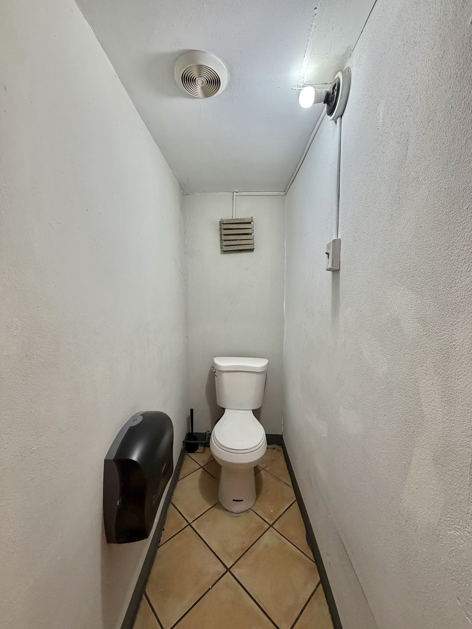 Espacio Comercial Para Alquiler - Ponce De León — imagen 9