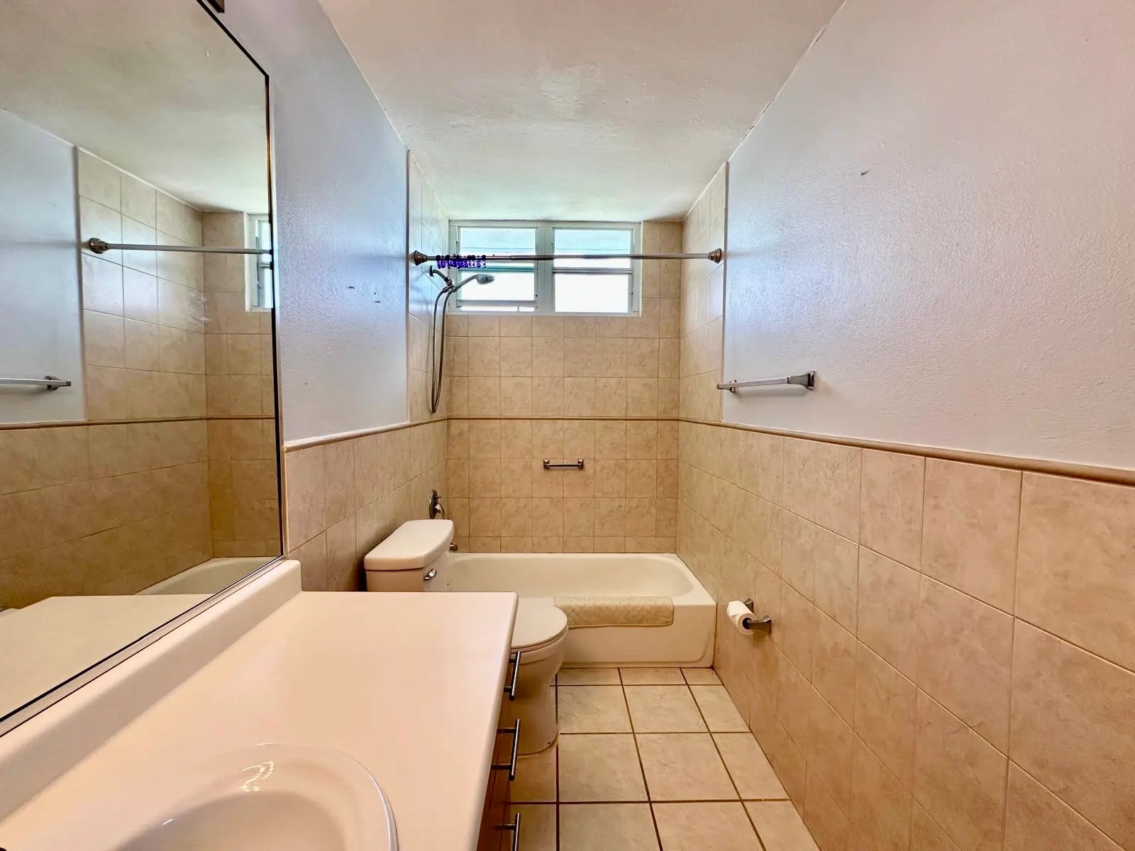 ¡Tu nuevo hogar en Carolina! — Brisas de Parque Escorial — imagen 13